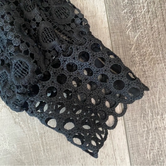 H&M Black Lace High-Neck Blouse – Size 14 - Picture 3 of 7